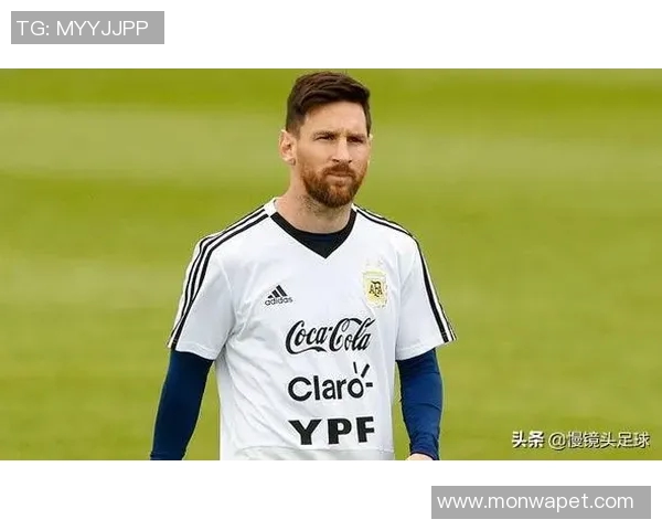 足球巨星深情语录集：他们如何用语言诠释对比赛的热爱与执着